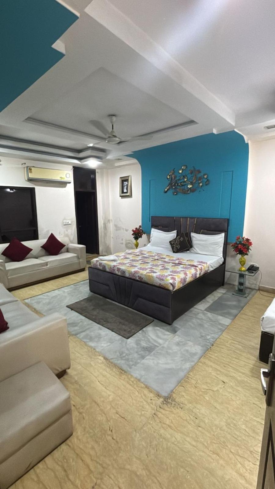 Star Inn Delhi  Exterior photo